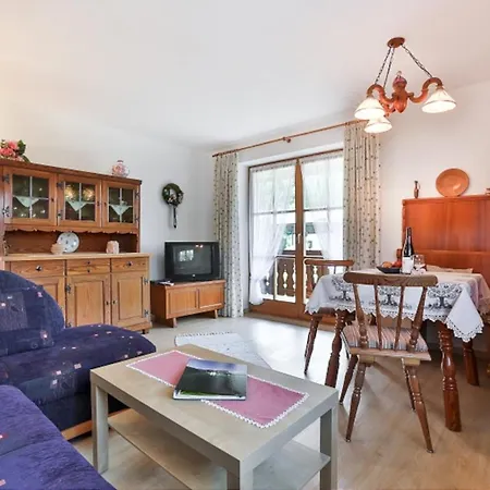 Apartment Waldheim *